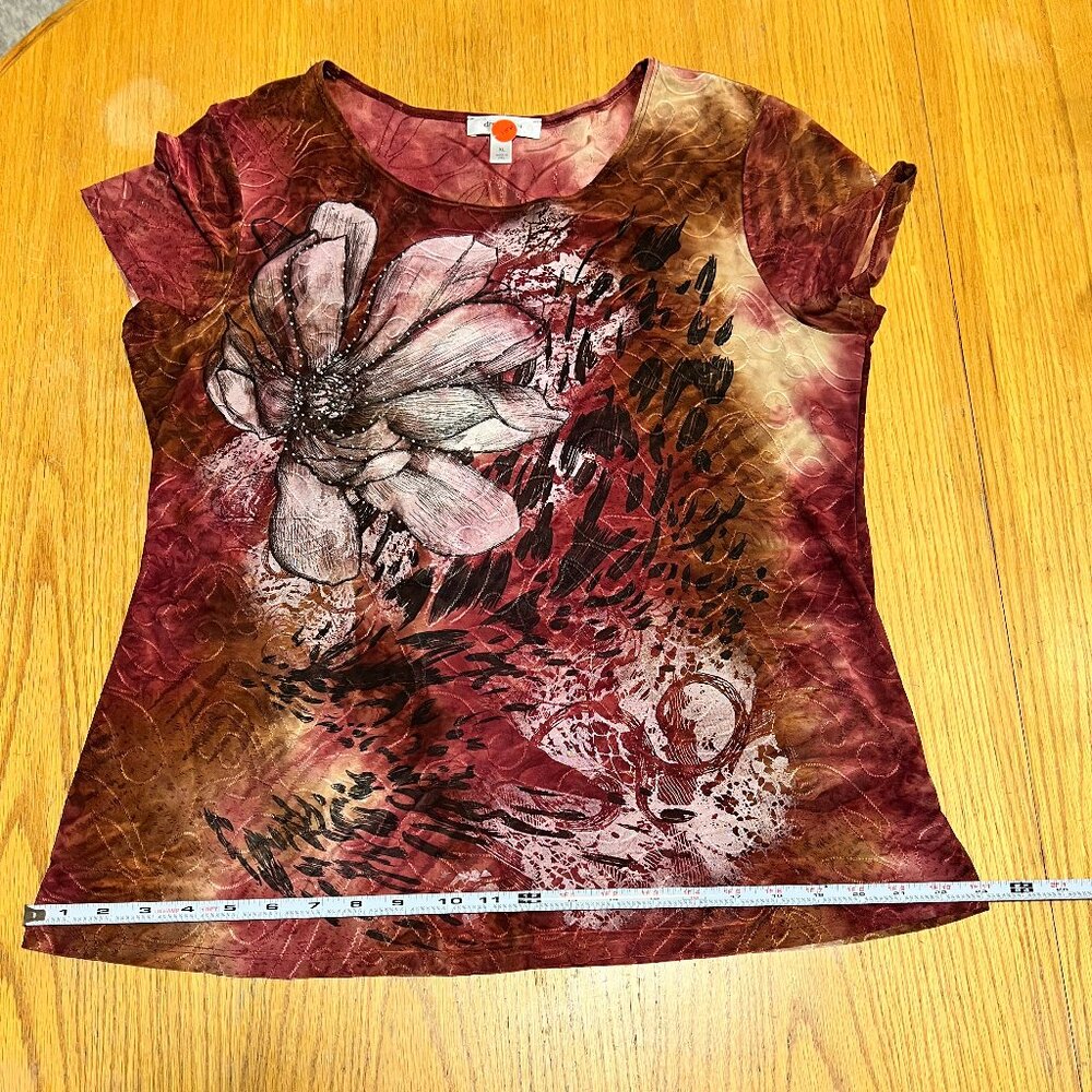 Dressbarn XL Vibrant Floral Embossed Tee | Sunset Red Orange Short Sleeve Top - Picture 10 of 11